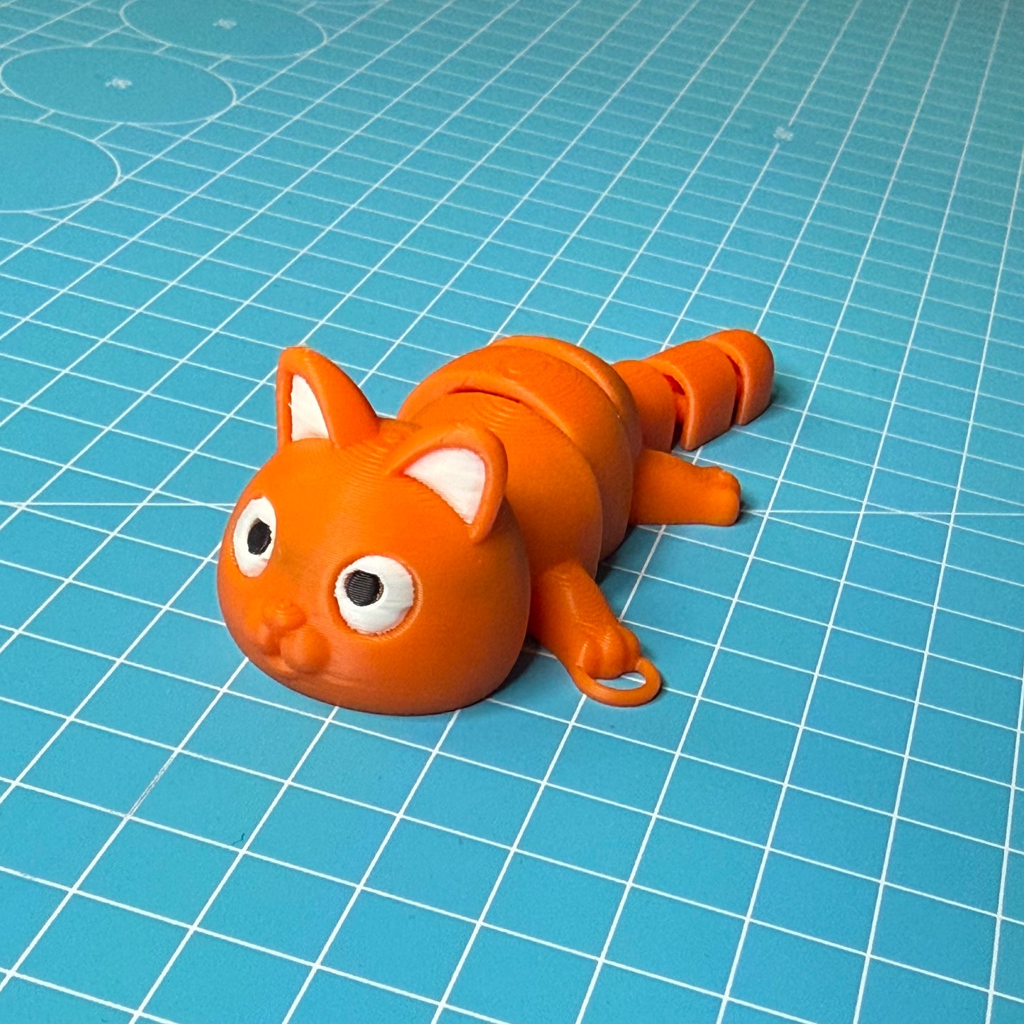 Orange Flexi-Katze