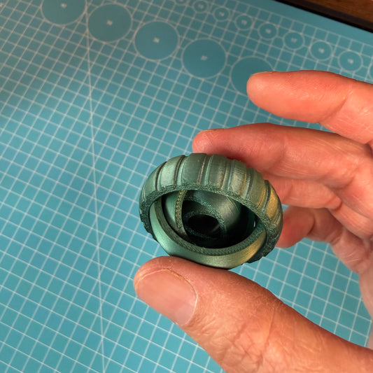 Transformierbarer Fidget Ring
