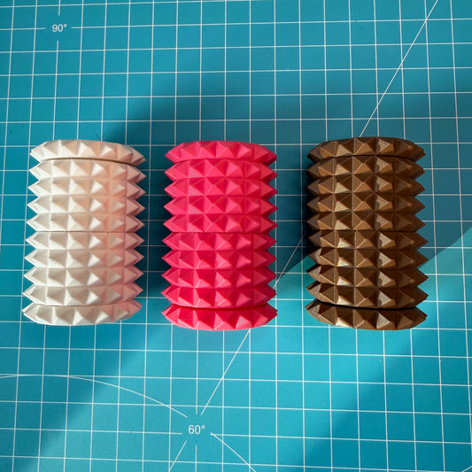 Geometrischer Spike Roller