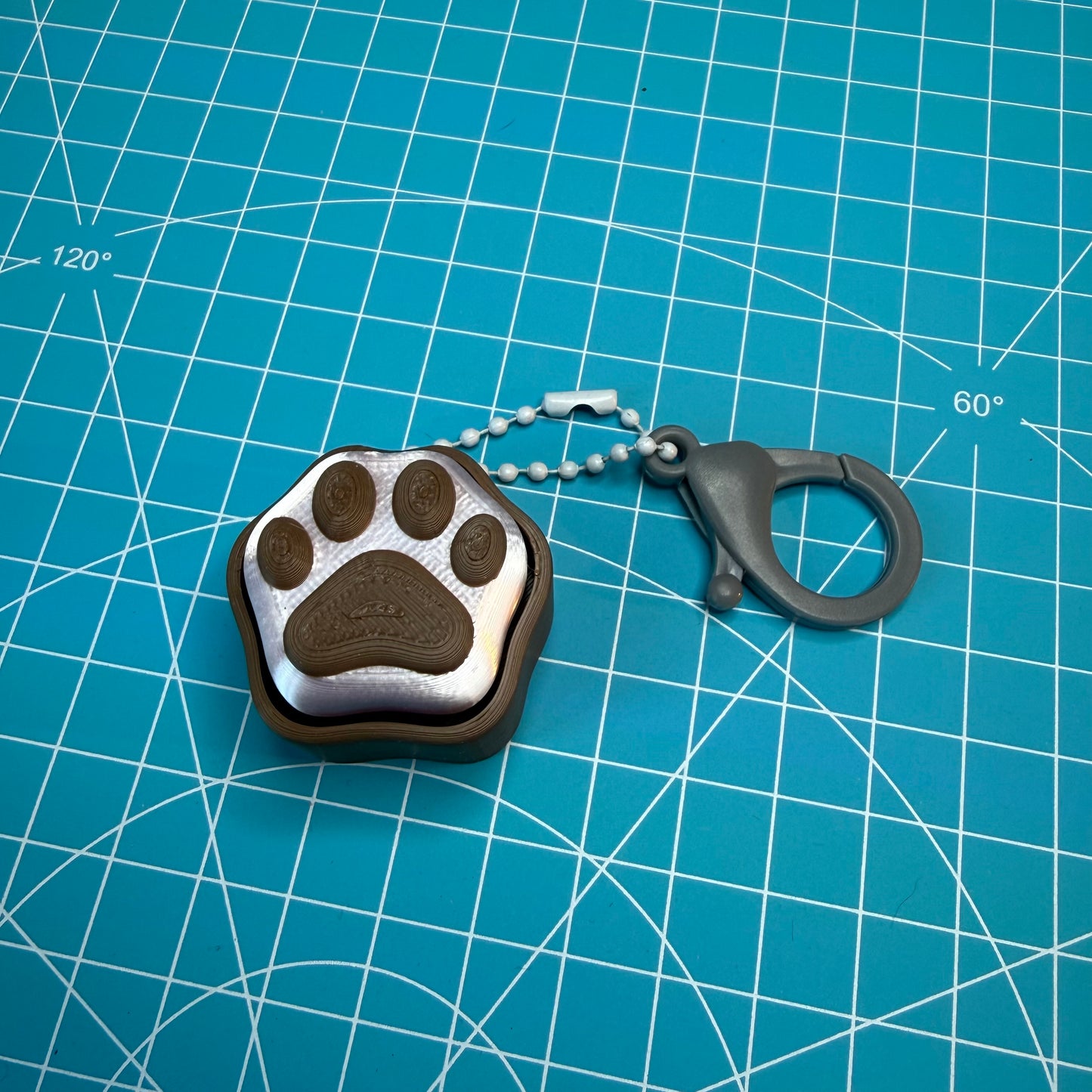 Paw Clicker Keychain Fidget